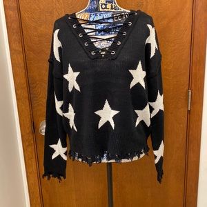 Willow moon v neck Star sweater size medium